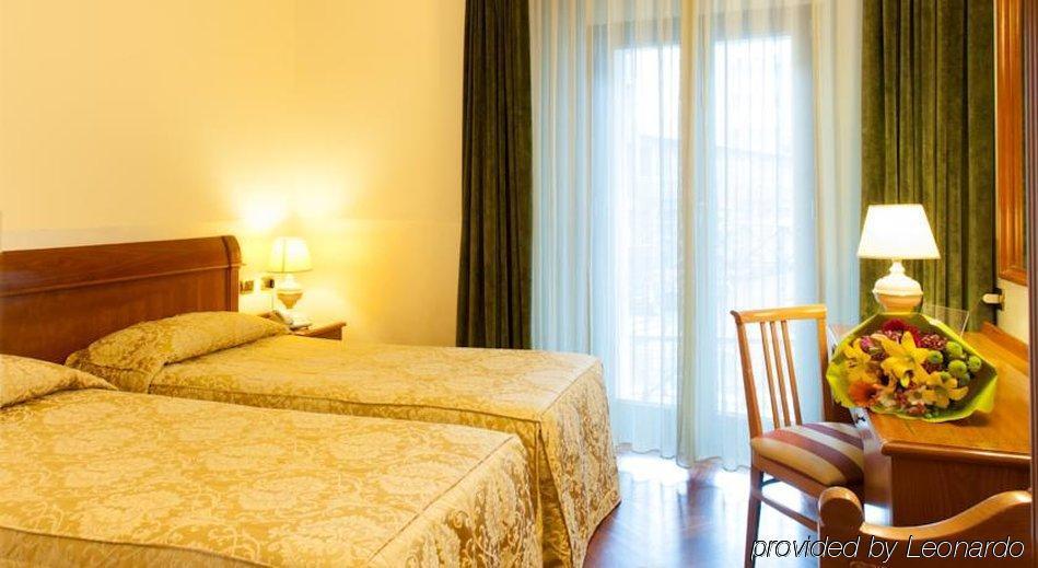 Hotel Marconi Milano Esterno foto